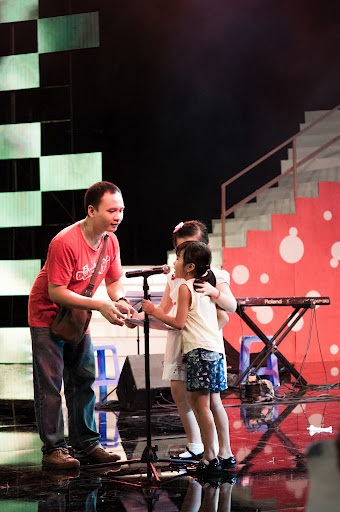 Đồ Rê Mí: thi hát hay thi tài năng? - 2 “Vui Thật Là Vui”: từ… đâm xe vào cột điện - đến sân khấu Đồ Rê Mí