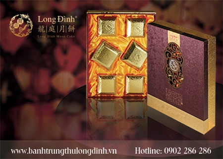 Bánh trung thu Long Đình, món quà tinh thần ý nghĩa - 3 Bánh trung thu Long Đình Gia Quý – Con cháu sum vầy bên cha mẹ