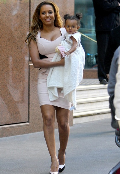 Mel B: Ba con dáng vẫn chuẩn - 6 Vĩnh Ngọc