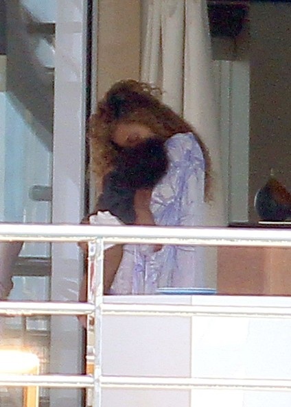 Gia đình Beyonce nghỉ ngơi trên du thuyền siêu sang - 14 Vĩnh Ngọc