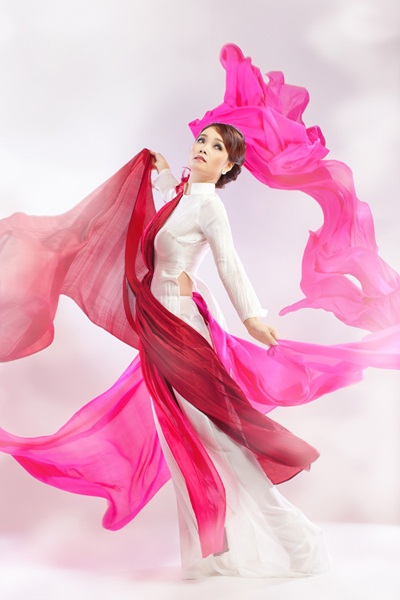 Đức Hùng cho biết, anh đã chuẩn bị kỹ càng cho buổi giới thiệu BST của anh tại Mỹ