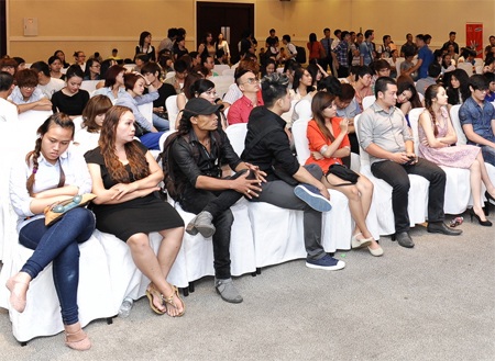 Toàn cảnh buổi họp báo gây sốt của Giọng hát Việt - 16 Các thí sinh Giọng hát Việt ủng hộ nữ Giám đốc âm nhạc