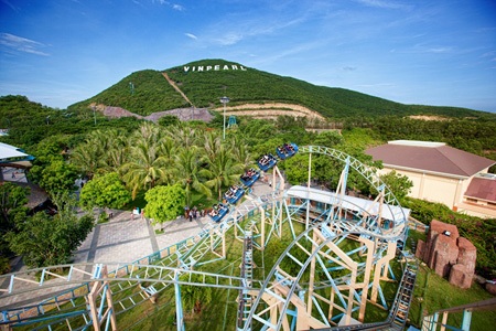 Vui trung thu tưng bừng tại Vinpearl Land - 6 Tàu lượn siêu tốc