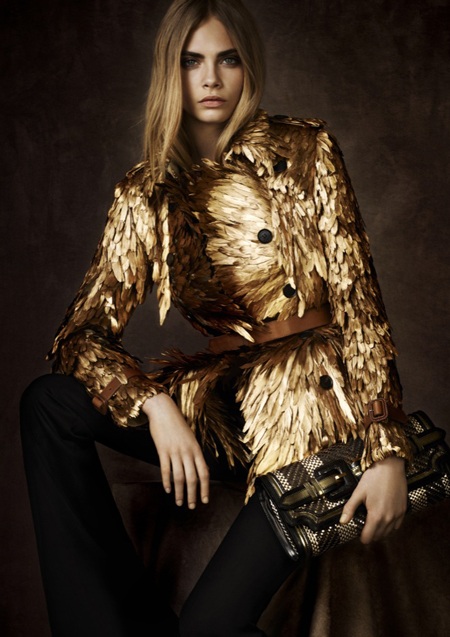 Những chiếc áo khoác Burberry siêu đẹp - 1 VN