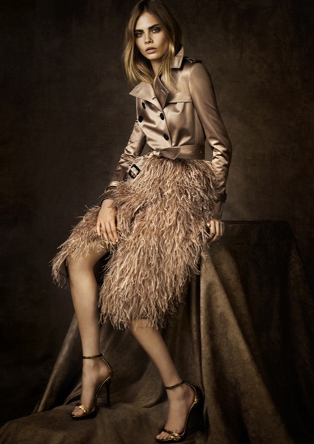 Những chiếc áo khoác Burberry siêu đẹp - 3 VN