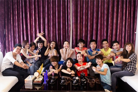 Đội Hà Hồ ra mắt album - 2 Đội Hà Hồ ra mắt album