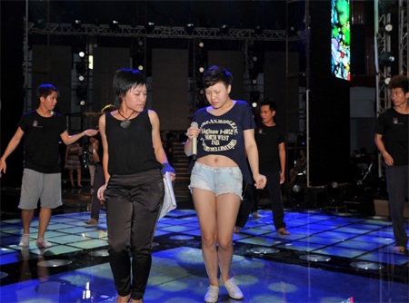 Kết quả bình chọn sẽ được tính riêng theo từng đội, không liên quan đến đội khác