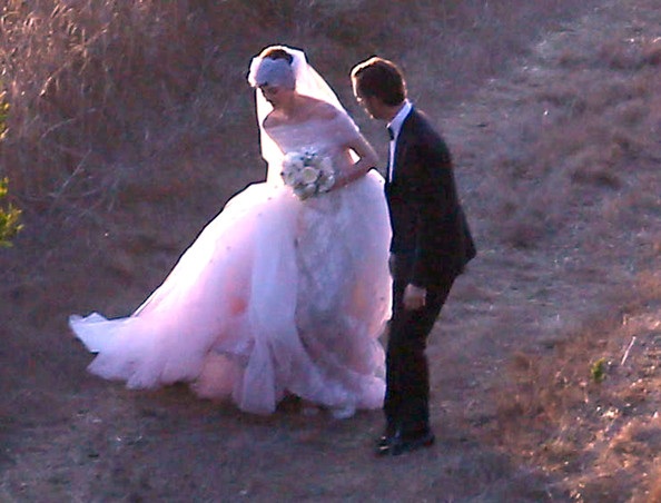 Anne Hathaway đã kết hôn - 8 VN