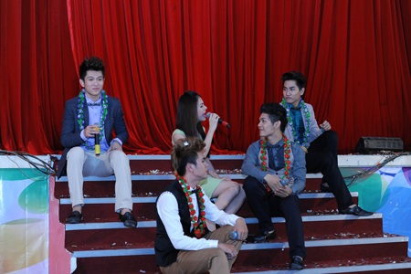 V.Music cháy hết mình trong bữa tiệc âm nhạc