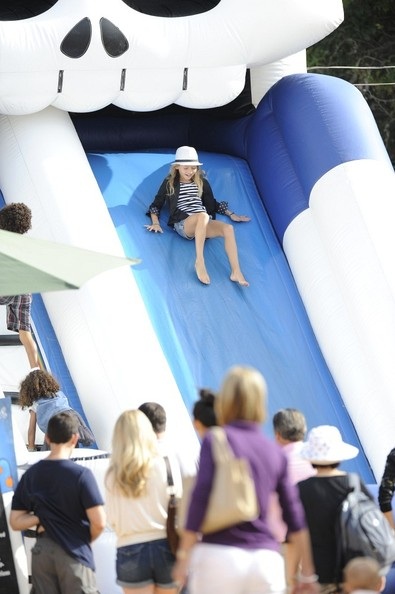 Heidi Klum đưa các con đi chơi Halloween - 9 VN