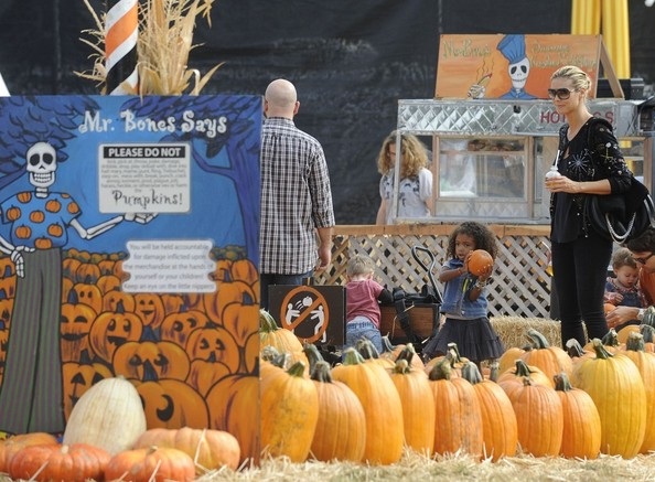 Heidi Klum đưa các con đi chơi Halloween - 14 VN