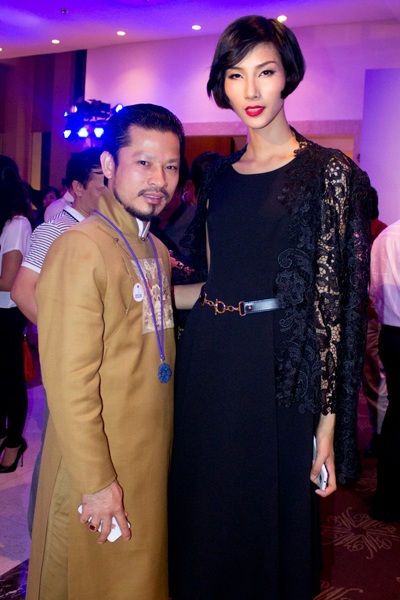 Người đẹp khoe chiều cao nổi bật