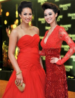 Dàn mỹ nhân đồng loạt mặc váy đỏ dự tiệc
