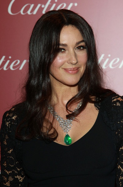 Giật mình vì vẻ đẹp quyến rũ của mỹ nhân 48 tuổi - 2 Giật mình vì vẻ đẹp quyến rũ của mỹ nhân 48 tuổi