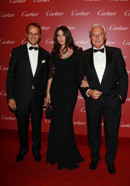 Giật mình vì vẻ đẹp quyến rũ của mỹ nhân 48 tuổi - 9 Giật mình vì vẻ đẹp quyến rũ của mỹ nhân 48 tuổi