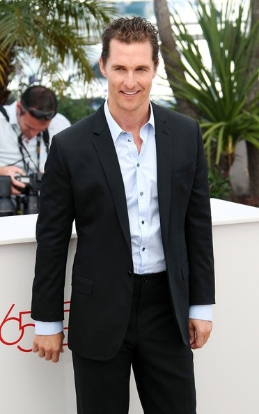 Sốc với hình ảnh gày gò của Matthew McConaughey - 5 Matthew McConaughey với hình ảnh lịch lãm tại LHP Cannes hồi tháng 5.