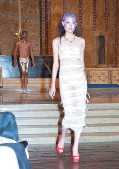 “Rò rỉ” thêm hình ảnh Mai Giang và Thiên Trang tại New York Fashion Week