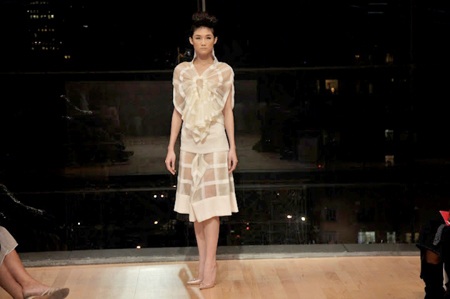 Mỹ Vân, Mai Giang trình diễn trong Harlem Fashion Week - 2 Mỹ Vân, Mai Giang trình diễn trong Harlem Fashion Week