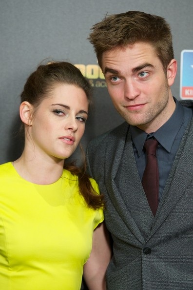 Kristen Stewart dịu dàng với tóc tết - 2 VN