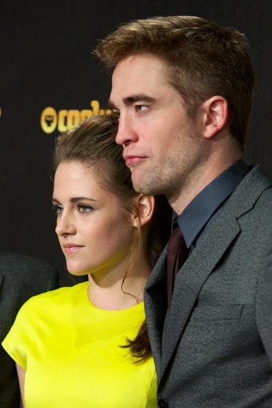 Kristen Stewart dịu dàng với tóc tết - 3 VN