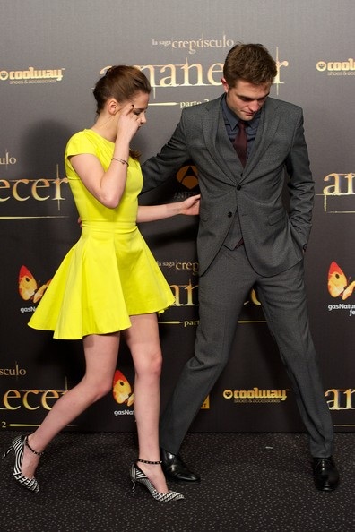 Kristen Stewart dịu dàng với tóc tết - 12 VN