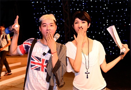 Chung kết tối nay thí sinh Vietnam’s Next Top Model trổ tài... nhảy - 2 Thí sinh Vietnam’s Next Top Model nhảy Gangnam Style trong đêm chung kết