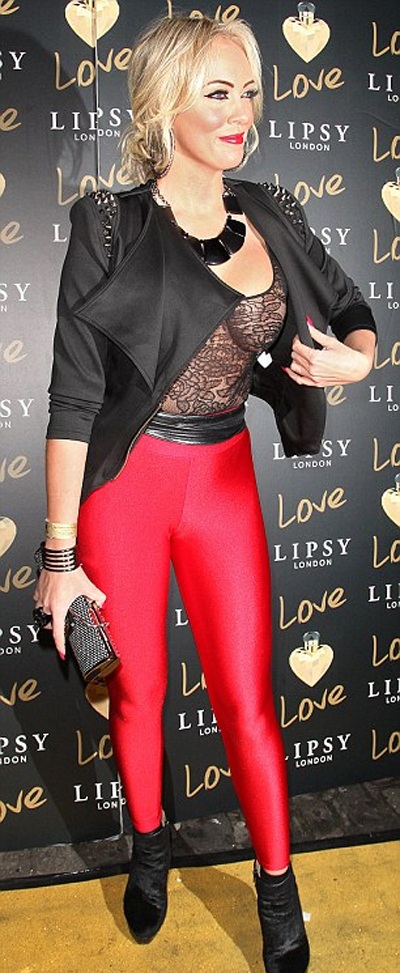 Bộ trang phục rực rỡ và gợi cảm của Aisleyne Horgan-Wallace