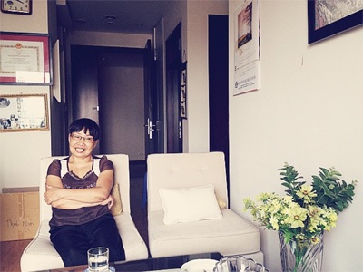 Phan Thị Thanh Nhàn: “Bây giờ, tình yêu với tôi đơn giản lắm” - 3 Nhà thơ Phan Thị Thanh Nhàn tại nhà riêng