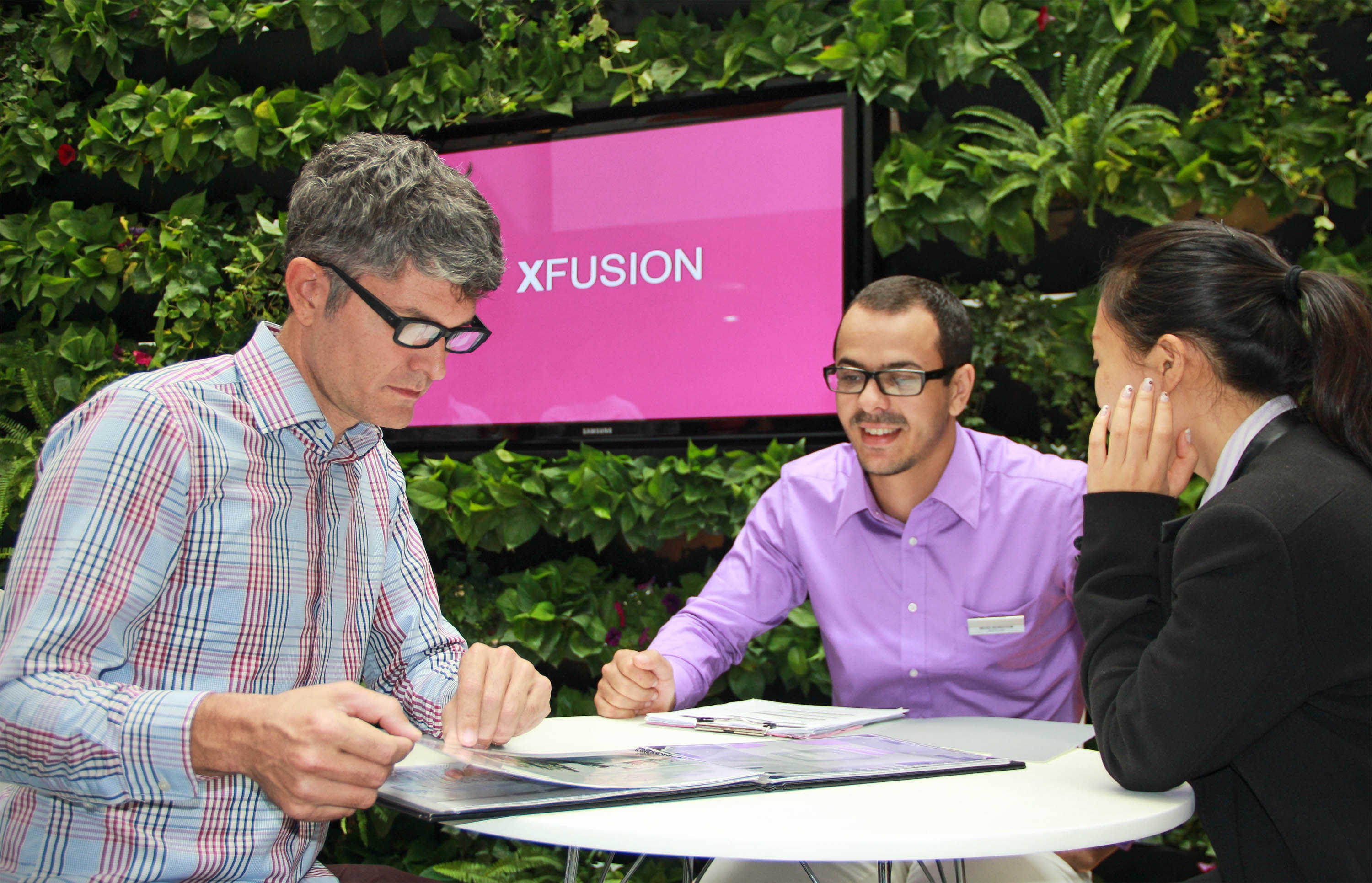 Dưới đây là một số hình ảnh lễ khai trương bán thẻ hội viên. (Nguồn ảnh: Fusion Bodyworks).