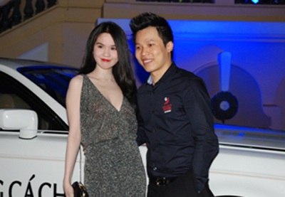 Ngọc Trinh quyến rũ đi dự tiệc cùng bầu Khắc Tiệp