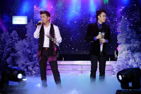 V.Music cháy hết mình trong mini show lần 2 - 1 V.Music cháy hết mình trong mini show lần 2