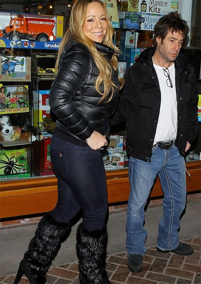 Mariah Carey nhí nhảnh diện áo khoác chật ních - 4 VN