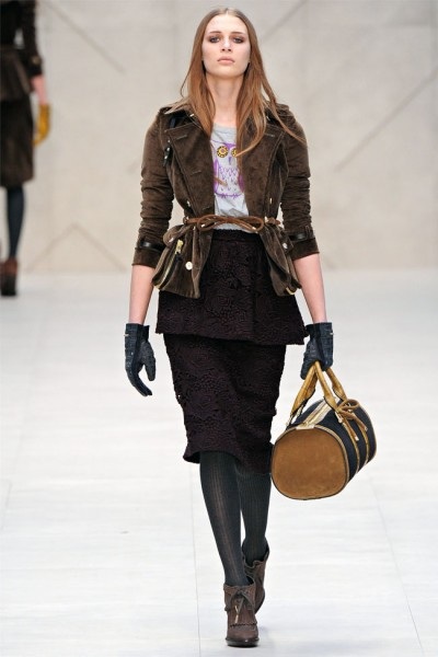 BST đông 2012 của Burberry - 19 VN