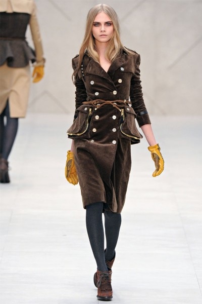 BST đông 2012 của Burberry - 21 VN