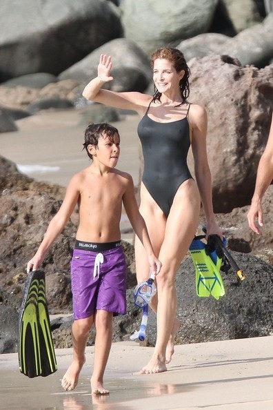 Stephanie Seymour - 44 tuổi, dáng vẫn săn chắc - 7 VN