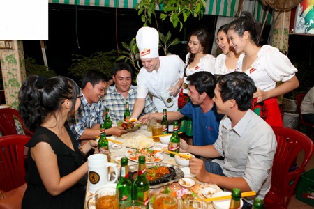 Từ đất nước của những lễ hội bia đến “Đêm hội bia Tiệp Gambrinus” tại Việt Nam - 4 Vui cuối tuần với những chiều “Gam Friday”