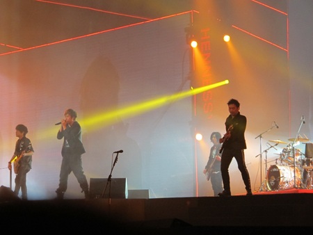 Ấn tượng với đêm nghệ thuật sôi nổi - 10 Bài và Ảnh: