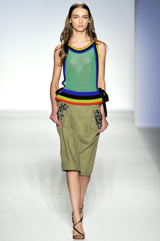 BST xuân hè 2012 Alberta Ferretti - 15