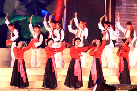 Hoành tráng đêm khai mạc Du lịch về cội nguồn - Vinh danh hát Xoan Phú Thọ - 5