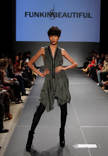 Hoàng Thùy gặp lại Tyra Banks tại New York - 2 Hoàng Thùy gặp lại Tyra Banks tại New York - 2