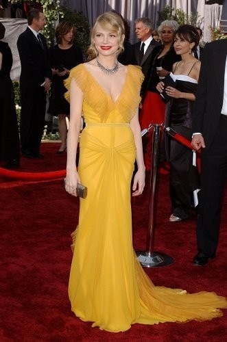 Những chiếc váy đẹp nhất trên thảm đỏ Oscar thập kỷ qua  - 9