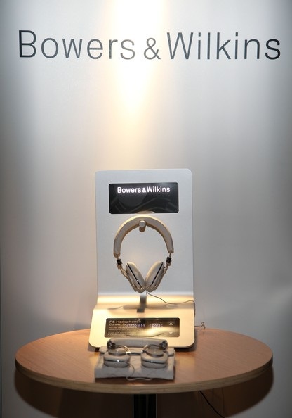 “Sao” dự lễ trao giải của Mỹ nhận quà gì? - 7