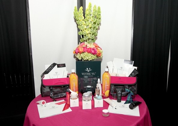 “Sao” dự lễ trao giải của Mỹ nhận quà gì? - 8