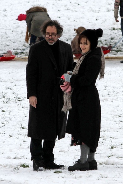 Vòng quanh thế giới giải trí ngày 6/2 - 5