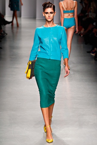 Sành điệu, nữ tính với BST Antonio Marras