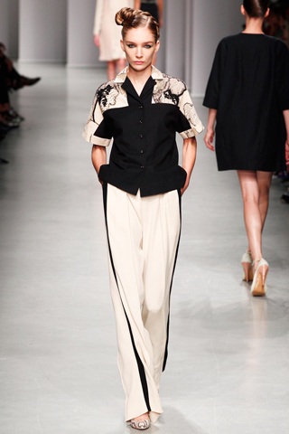 Sành điệu, nữ tính với BST Antonio Marras