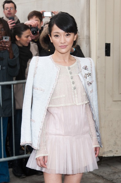 Châu Tấn cùng dàn sao bự tới xem show Chanel