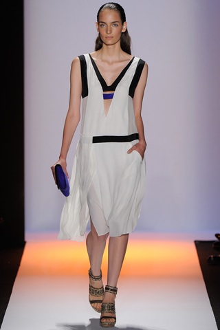 BST xuân hè 2012 của BCBG Max Azria - 4 BST xuân hè 2012 của BCBG Max Azria