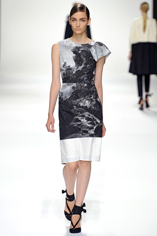 BST xuân hè 2012 Dries Van Noten