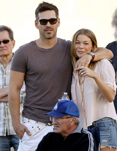 LeAnn Rimes vui vẻ với vợ cũ của chồng